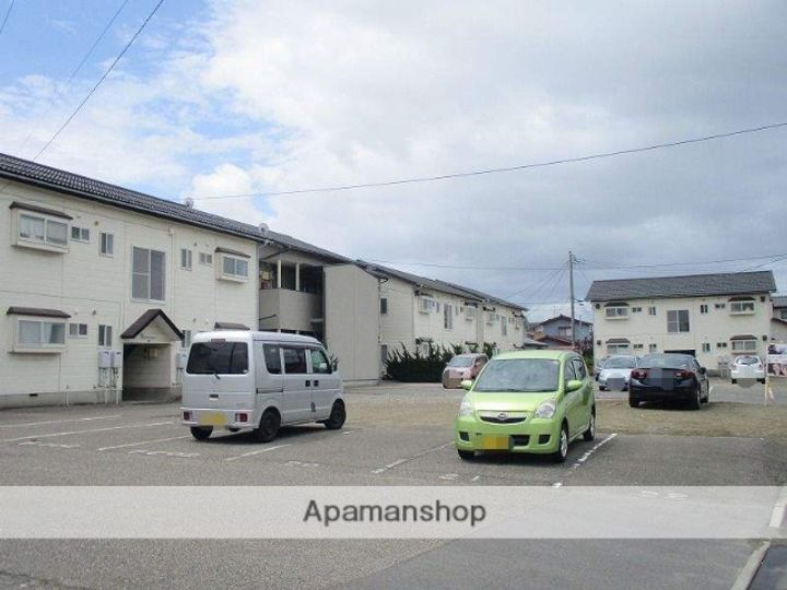 グリーンハイム小針C棟101の外観