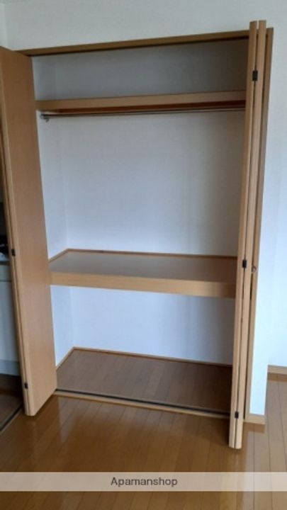 ヴェルサ202の内装