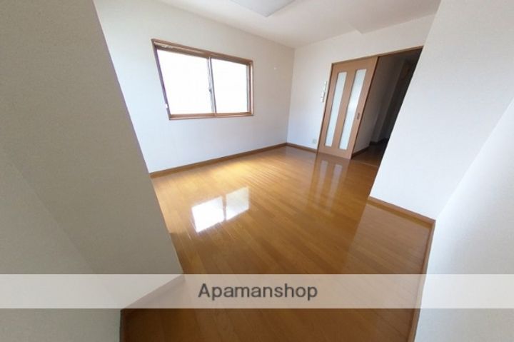 ヴェルサ202のその他画像