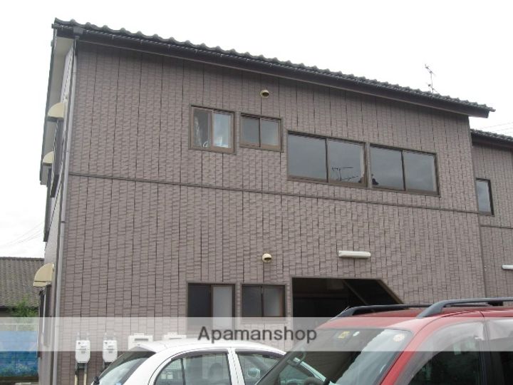 スプリングハイツの外観