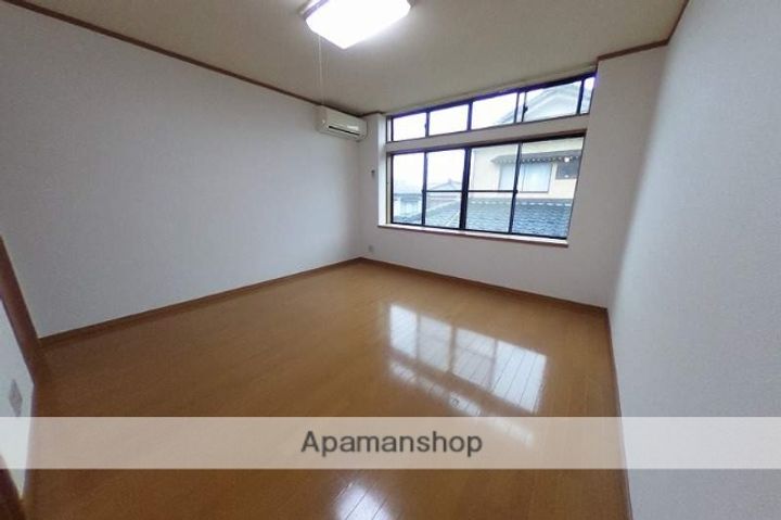 コーポハピネス小針202の内装