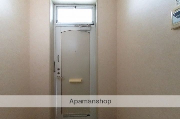 スタンリクラーゼ203の玄関