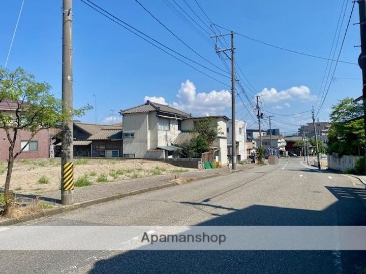 イーリッチテラス関屋本村の周辺