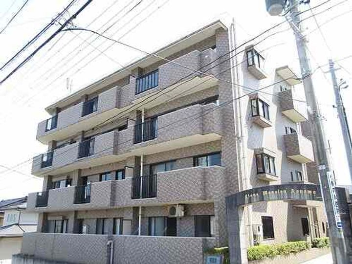 ライオンズマンション青山0106の外観