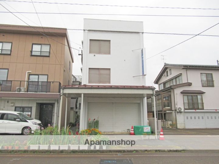 小善ビル205の外観