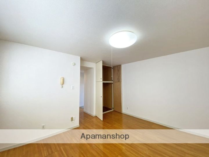 プールサイドのその他画像