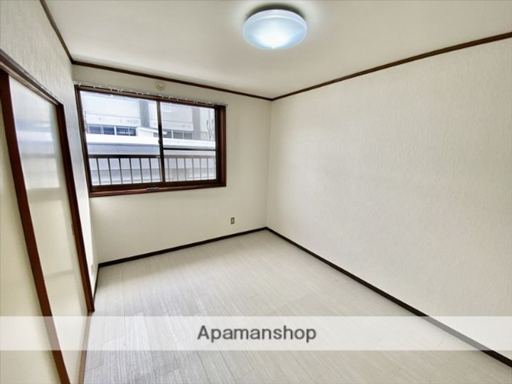 光ハイツの内装