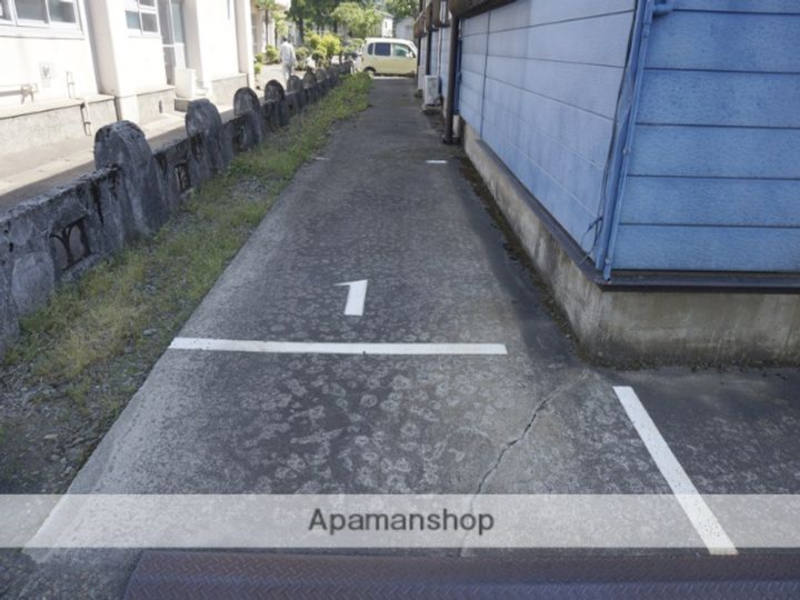 光ハイツの外観