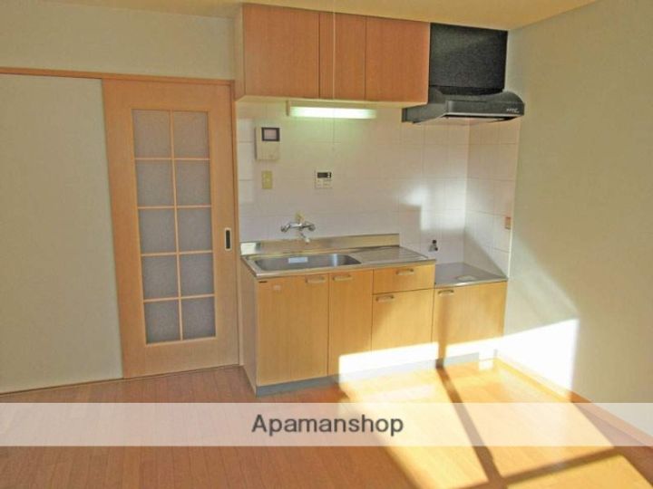 ヴェルドミールD棟1のキッチン