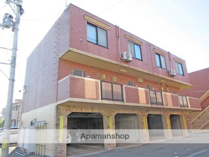 ヴェルドミールD棟1の外観