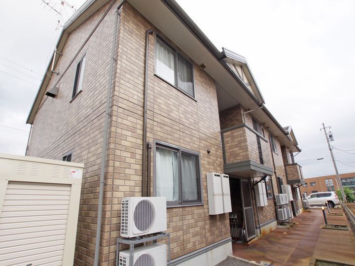 メゾンプルミエールの外観