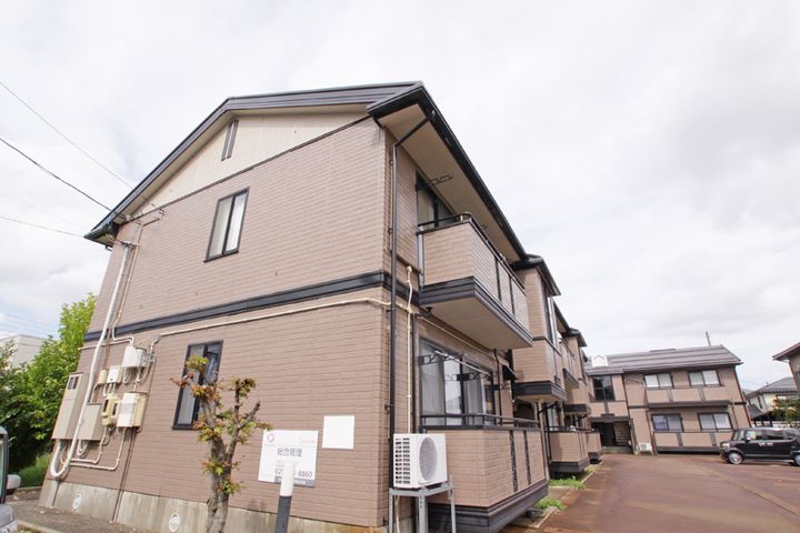 メゾン・リヴェール Aの外観