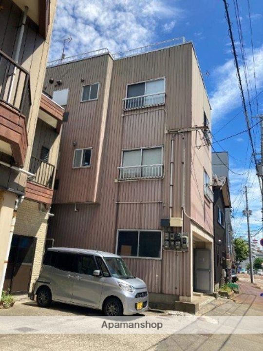 コーポ日赤303の外観