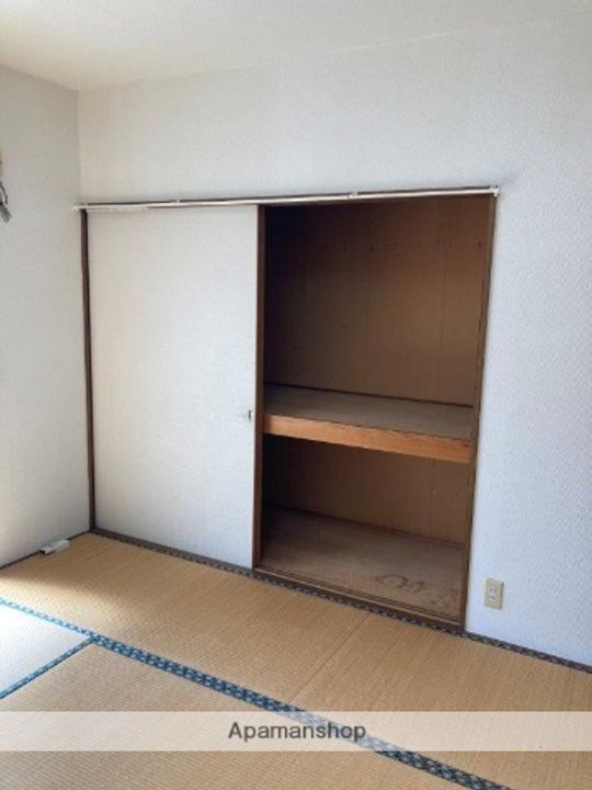 ラ・ロシェールCの内装