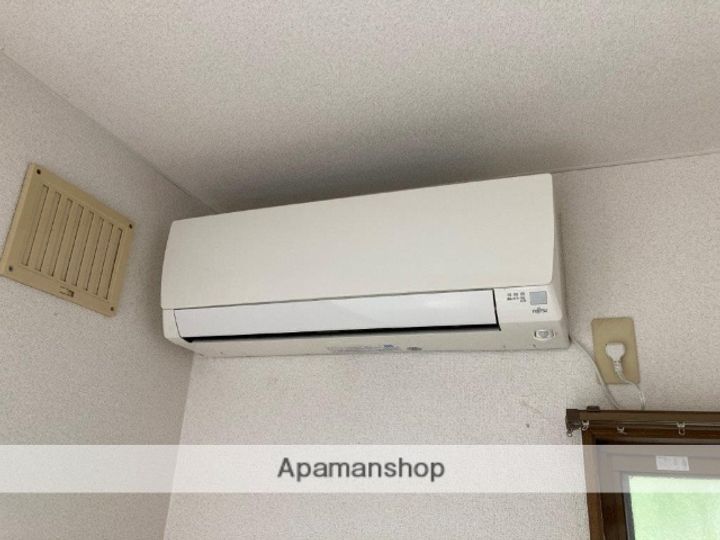 センチュリー荻野Ⅰ102の内装
