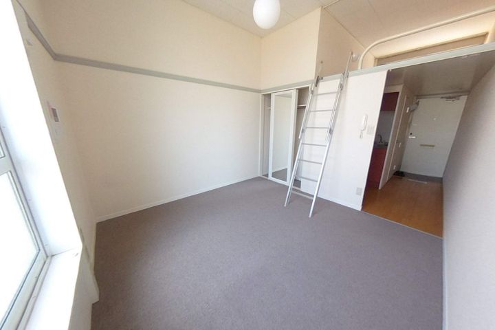 レオパレスM・S・Tの居間