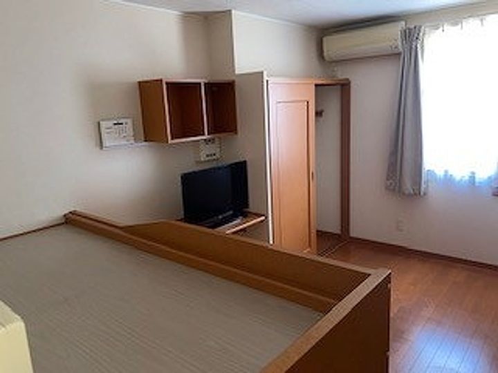 レオパレスエーデルハイムの居間
