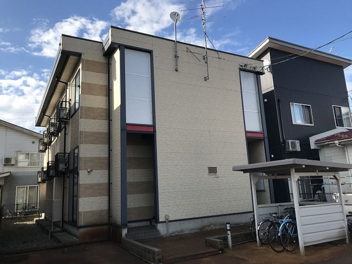 レオパレスボナール下柳の外観