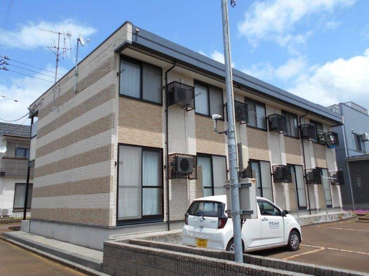 レオパレスクレサンセマム204の外観