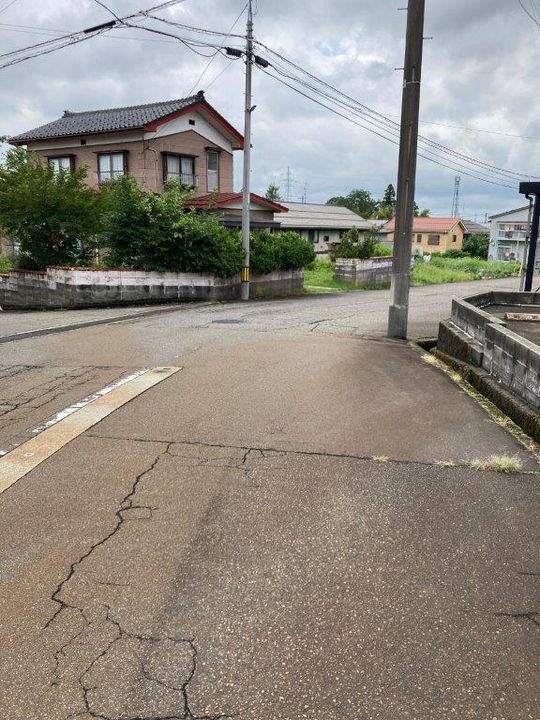 サンクレスト若草の周辺