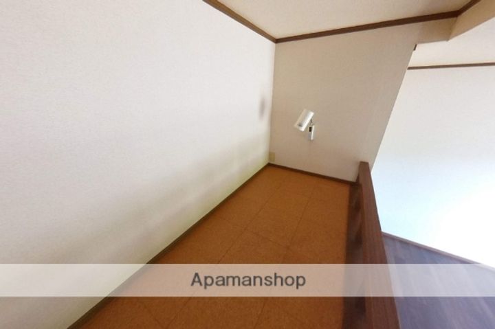 グランペール下山103の内装