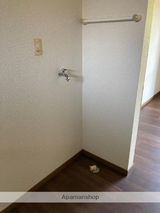 グランペール下山103の内装