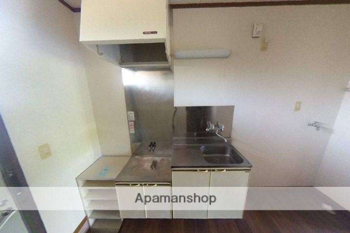 グランペール下山103の内装