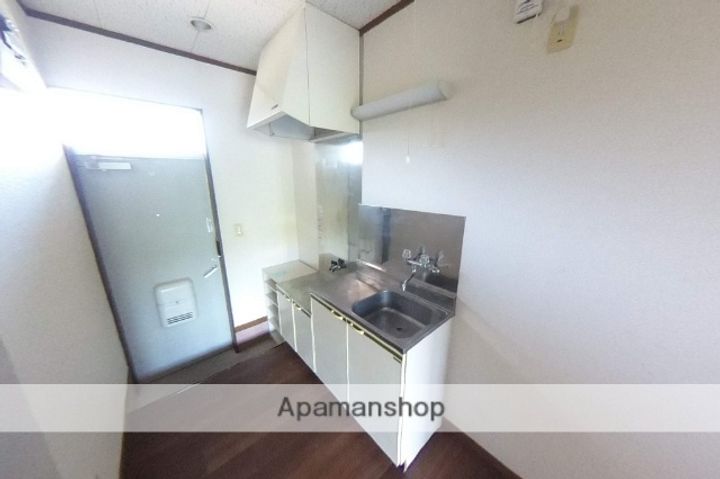 グランペール下山103のキッチン