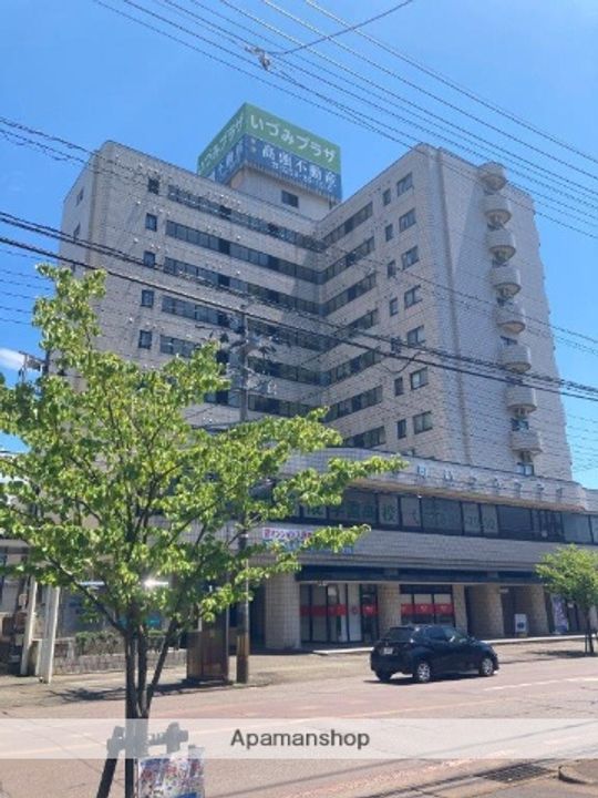 旭町いづみプラザの外観