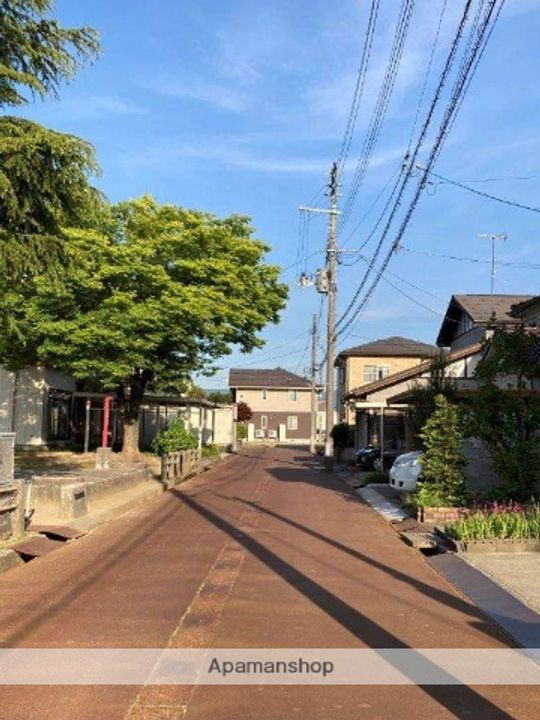 フェアモントの周辺