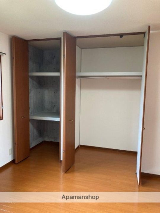 アネックスの内装