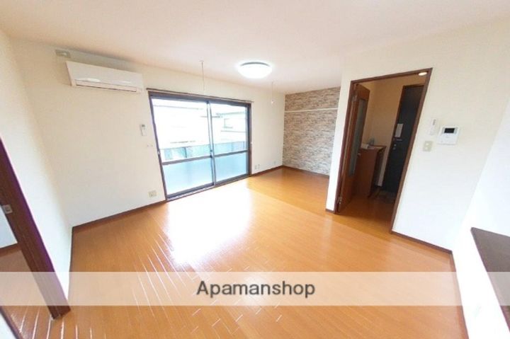 アネックスの居間