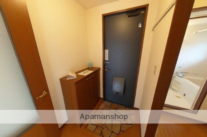 アネックスの玄関