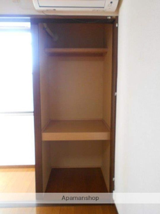 ハウス直B206の内装