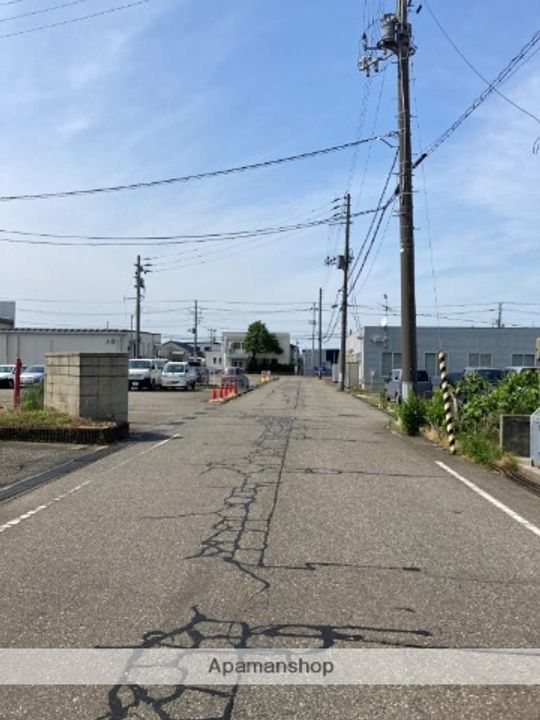 ハウス直B206の周辺