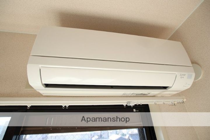 ノーベルウジタ406のその他画像