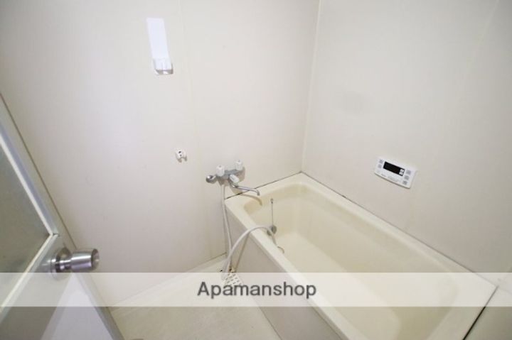 ノーベルウジタの風呂