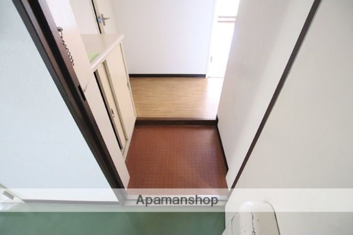 ノーベルウジタの玄関