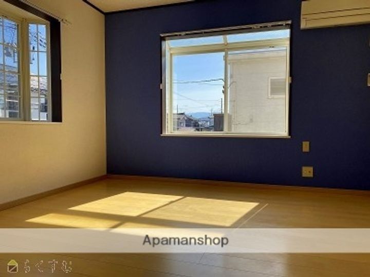 メゾンド・セラビの居間