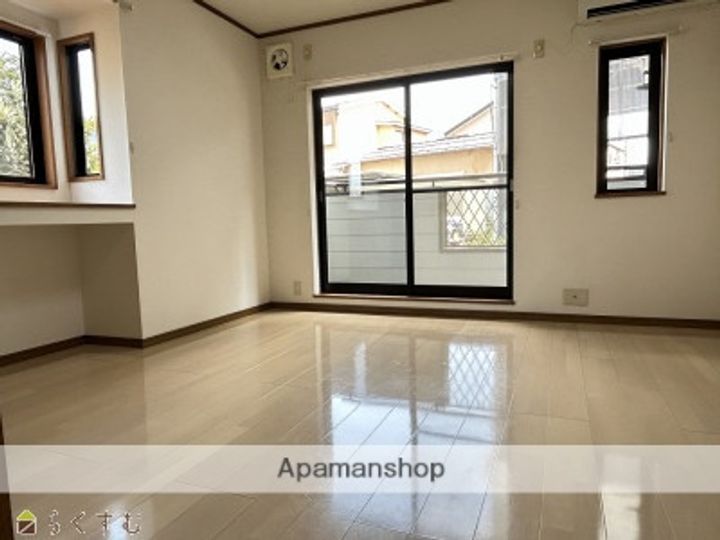 第2ハイツ希望の居間