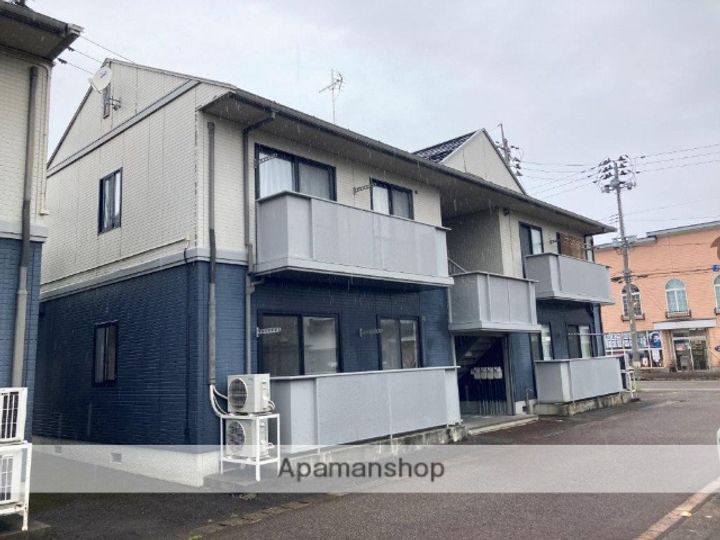 アンソレーユBの外観