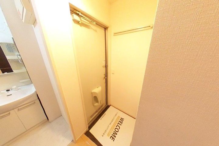 ソエム・マローネの玄関