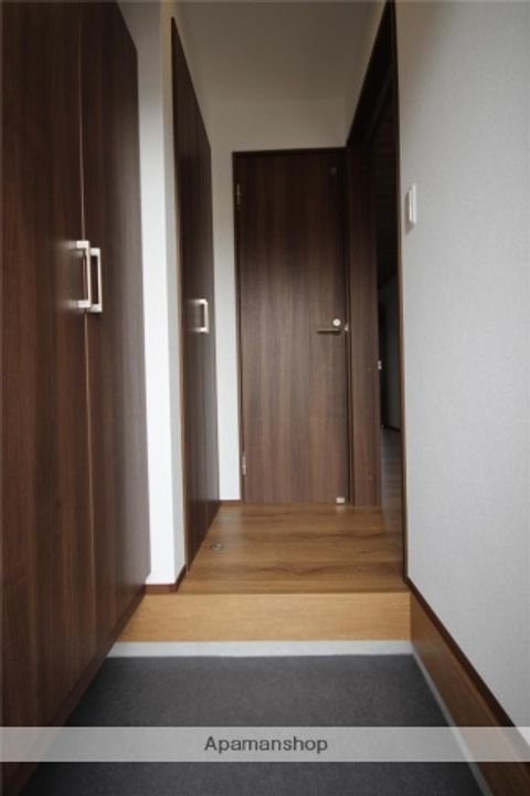 ユーソニアン・安政町Aの玄関