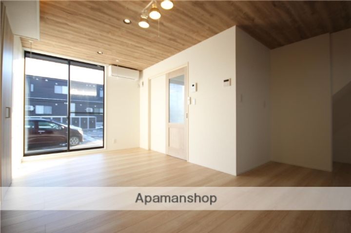 ユーソニアン・安政町Aの居間