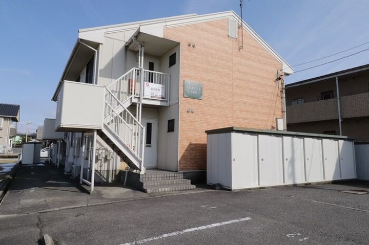 エスポワール下轡田の外観