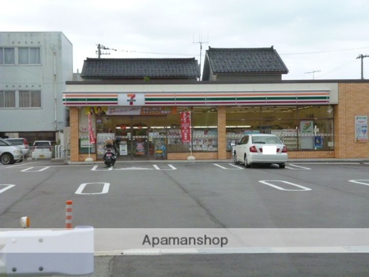 富山県富山市西大泉の賃貸マンションの周辺
