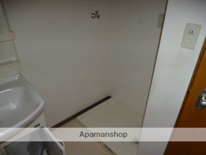 富山県富山市下冨居1丁目の賃貸マンションの内装