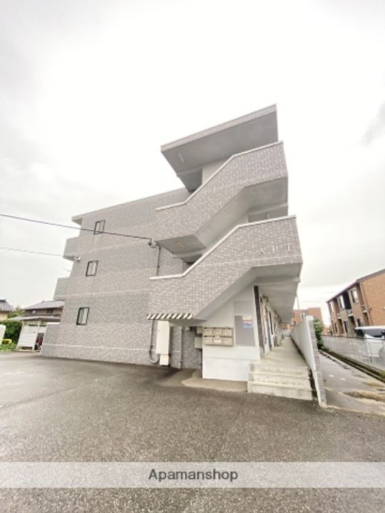 富山県富山市下冨居1丁目の賃貸マンションの外観