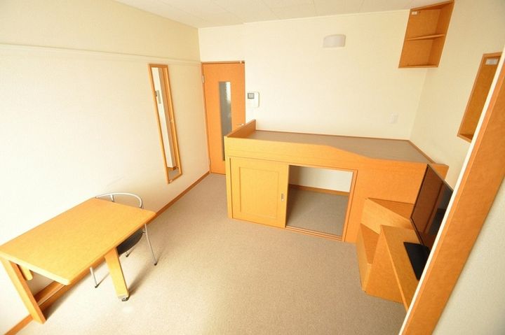 レオパレスアトリオ B208の居間