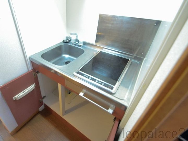 レオパレスクワイエット107のキッチン